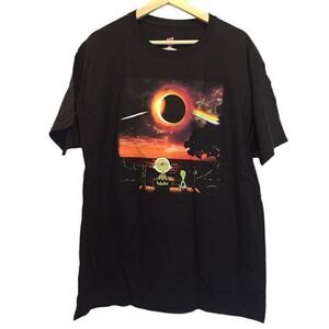 Charlie Brown x Snoopy Eclipse Tshirt Men’s Size Small